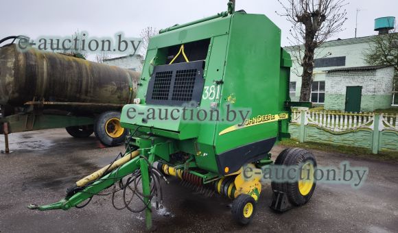 Пресс-подборщик John Deere 582, год выпуска не определен