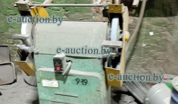 Наждачный станок