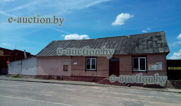 Здание магазина № 15 "Продукты" в г. Слониме, площадью 185м²