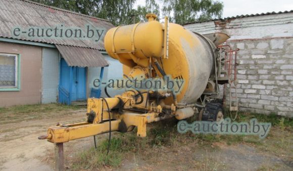 Бетоносмеситель МоАЗ-8403