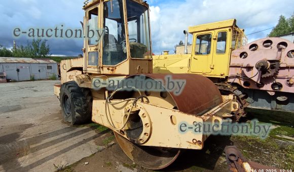 Каток вибрационный Амкодор 6712, 2001