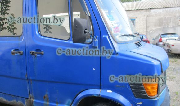 Mercedes-Benz 308, 1989