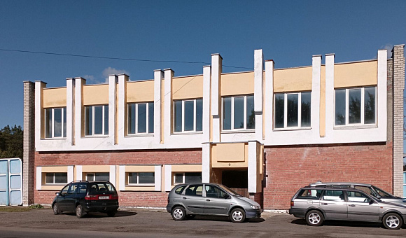 Здание оздоровительного комплекса в г. Калинковичи, площадью 452м²