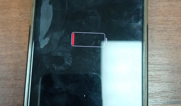 Мобильный телефон Iphone
