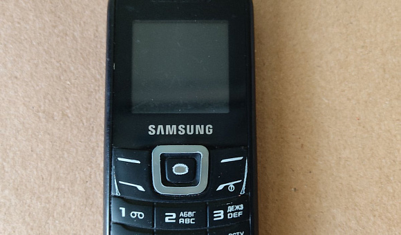Мобильный телефон Samsung Мобильный телефон Samsung