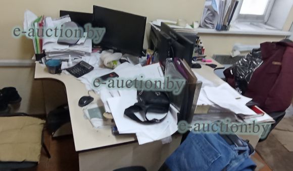 Стол компьютерный левый инв.№0000000662