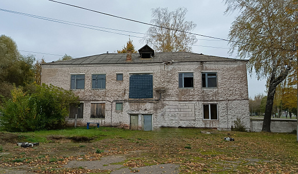 Административное здание в г. Черикове, площадью 457.1м²