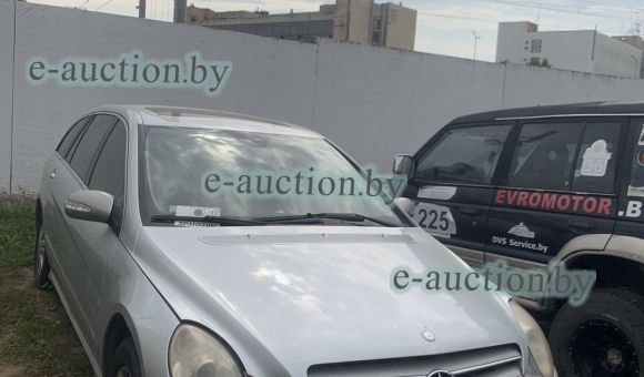 Mercedes-Benz R350, 2008