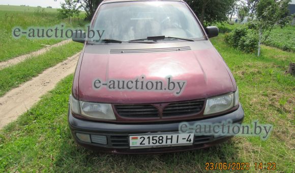 Mitsubishi Space Wagon, 1996