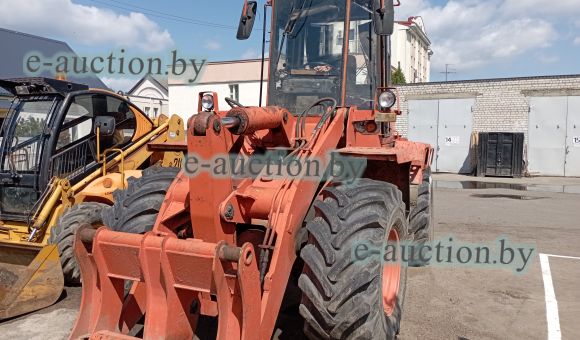 Шасси погрузочное многофункциональное АМКОДОР 332С-01, 2006