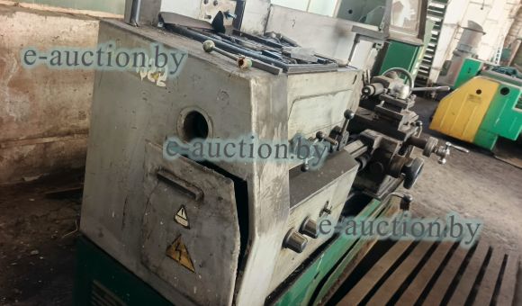 Станок токарный 13 621