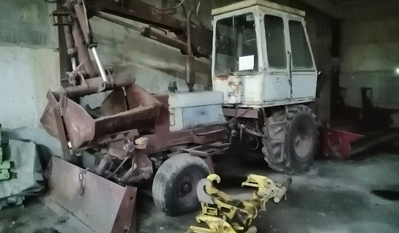 Погрузчик грейферный Карпатец ПЭА 1.0, 2003 Погрузчик грейферный Карпатец ПЭА 1.0, 2003