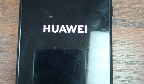 Мобильный телефон Huawei Мобильный телефон Huawei