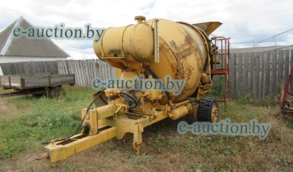 Бетоносмеситель МоАЗ-8403