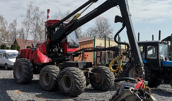 Komatsu 931, 2013