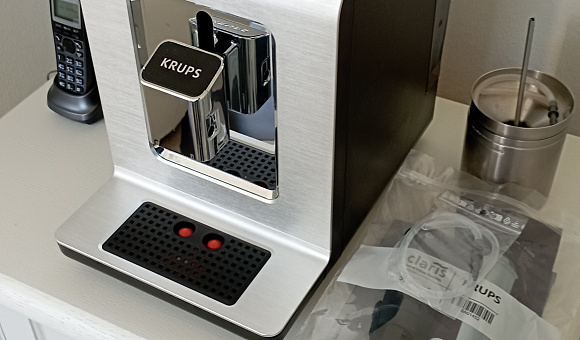 Кофемашина KRUPS EA891C10 Кофемашина KRUPS EA891C10