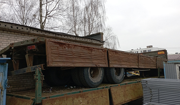 Полуприцеп МАЗ-9397, год выпуска не определен Полуприцеп МАЗ-9397, год выпуска не определен