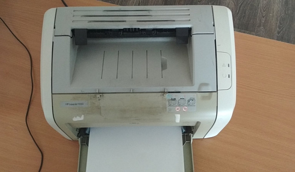 Принтер HP LaserJet 1020