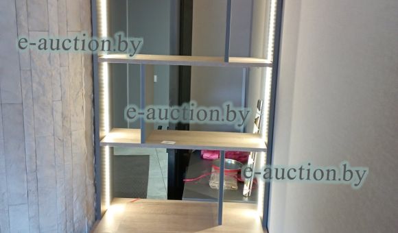 Полка-витрина с закрытой полкой внизу №5