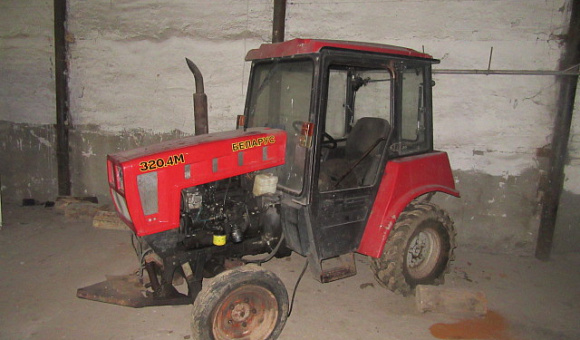 Трактор МТЗ "Беларус-320.4М", 2015
