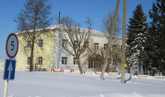 Административное здание в Мстиславском районе, площадью 421м²