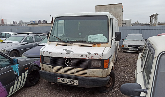 Mercedes-Benz 208D, 1993