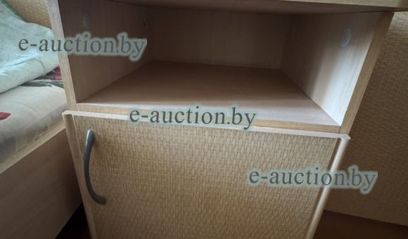 Тумба прикроватная