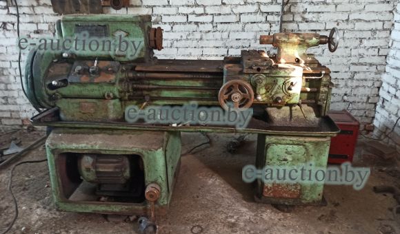 Станок токарный 2М-12