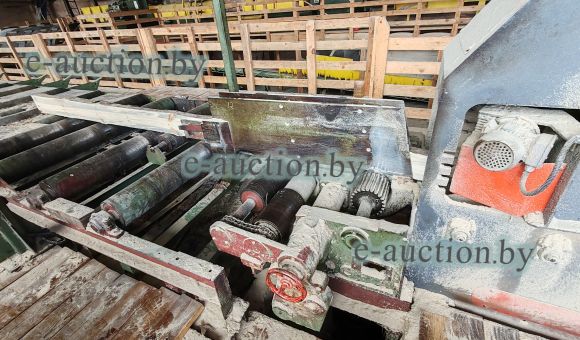 Спиральный рольганг с ножами