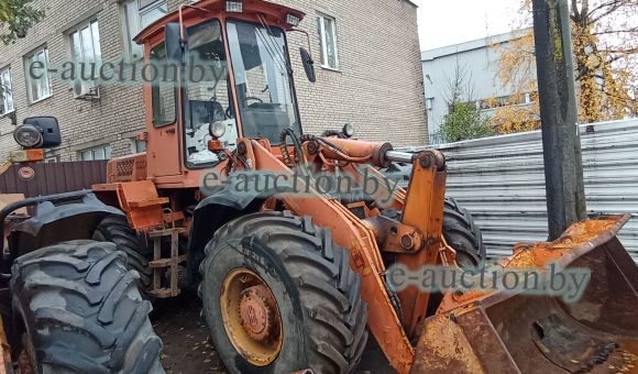 Погрузчик универсальный Амкодор 332С4, 2011