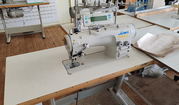 Швейная машина LZ-2290A-SS-7 JUKI CORPORATION Швейная машина LZ-2290A-SS-7 JUKI CORPORATION