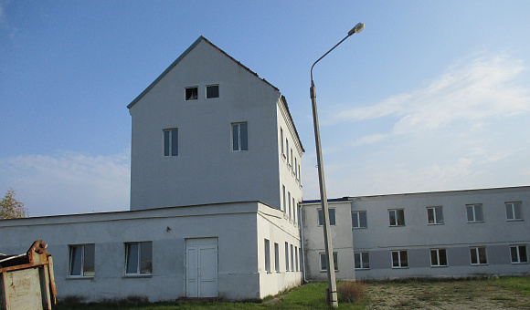 Административный корпус в гп Лоев, площадью 1013.2 м²