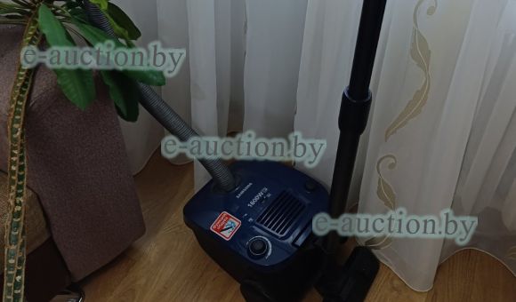 Пылесос SAMSUNG SQ4140