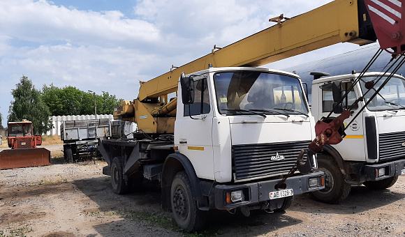 Автокран МАЗ 533702 КС-3577-3К, 2008 Автокран МАЗ 533702 КС-3577-3К, 2008