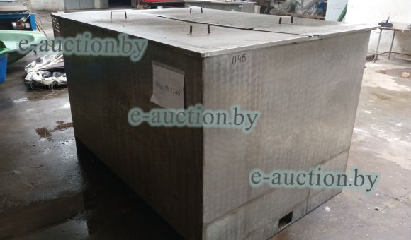 Емкость с прижимом