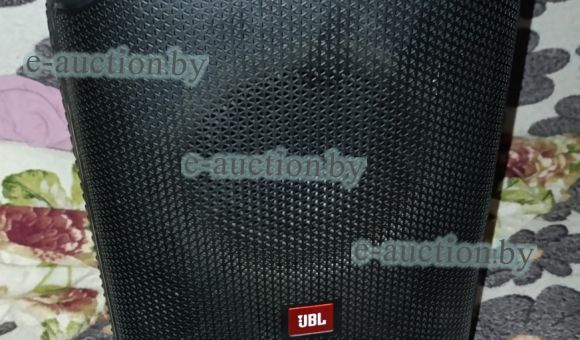 Музыкальная колонка JBL