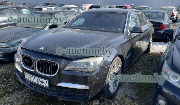 BMW 750Li, 2011
