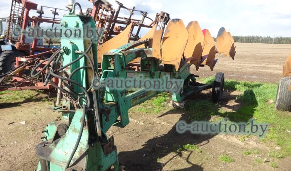 Плуг оборотный 