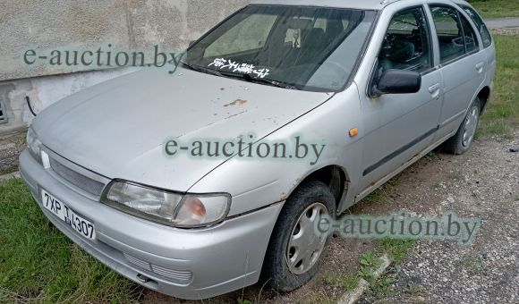 Nissan Almera, 1996