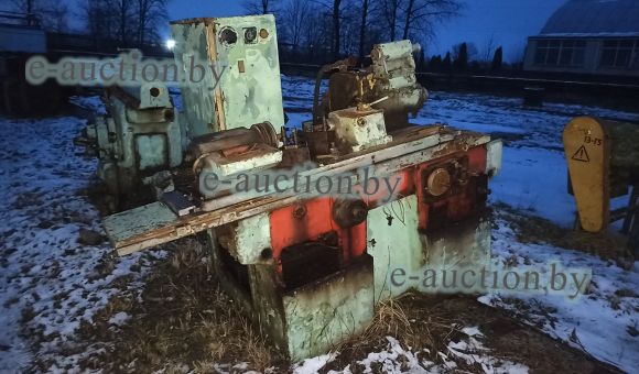 Универсальный шлифовальный станок 3Б-12