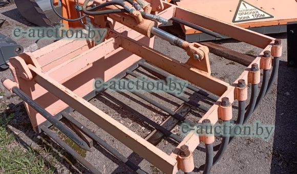 Захват вильчатый 208-46.38.000