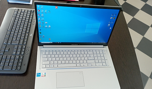 Ноутбук ASUS Vivobook Ноутбук ASUS Vivobook