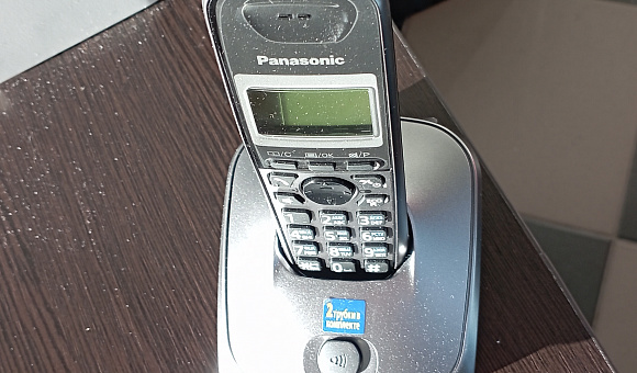 Беспроводной телефон Panasonic KX-TG2512RU1 Беспроводной телефон Panasonic KX-TG2512RU1